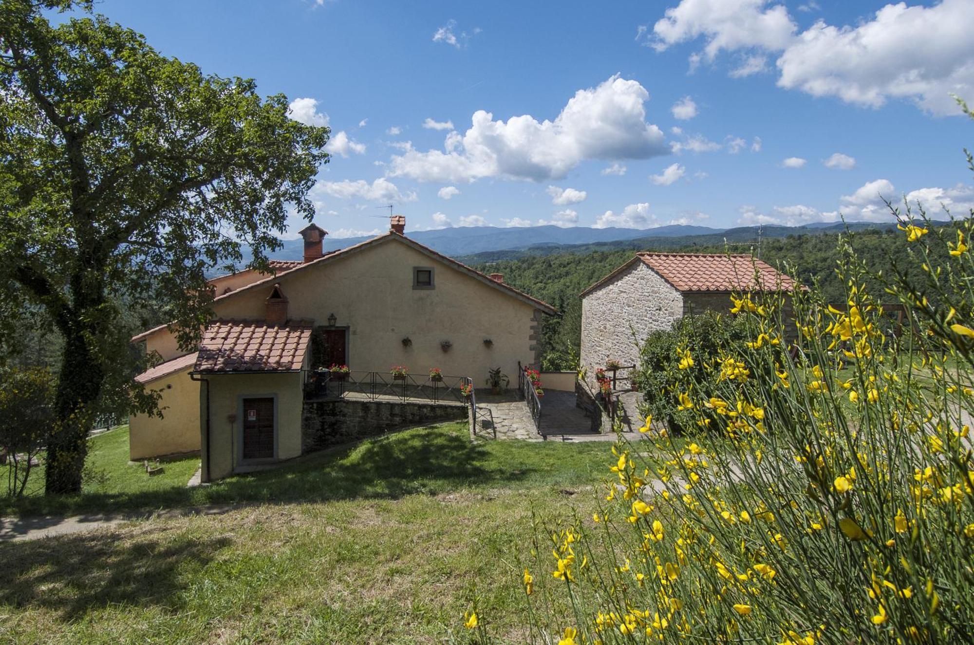 Borgo Tramonte Hotel Pratovecchio Exterior photo